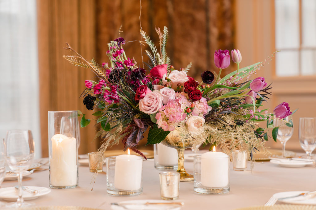 Wedding floral arrangement for a wedding celebration.