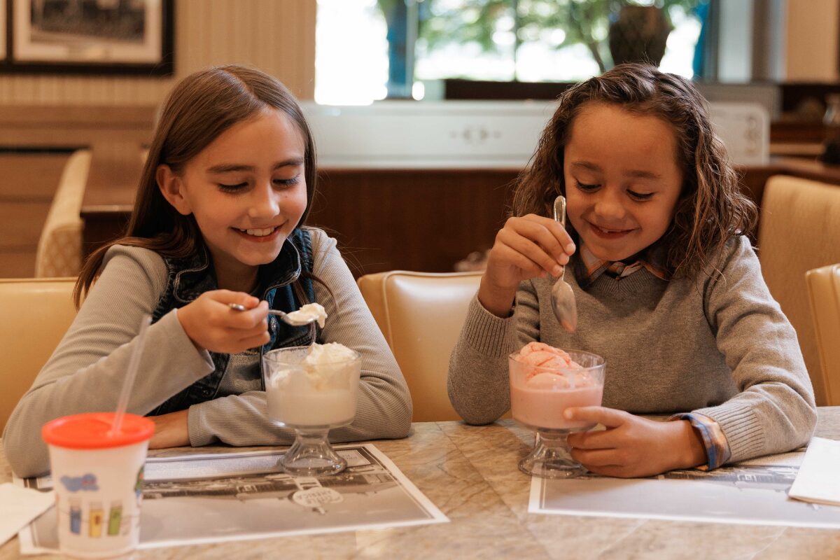 kids eating ice cream at table